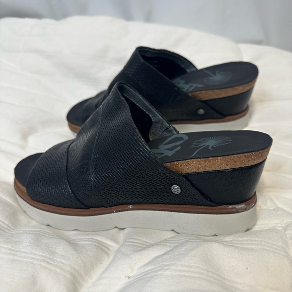 OBT Wedge Sandals Black Leather Size 6.5 - Picture 1 of 9
